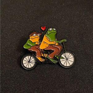 Frog and Toad Enamel Pin/Magnet | Friendship is beautiful